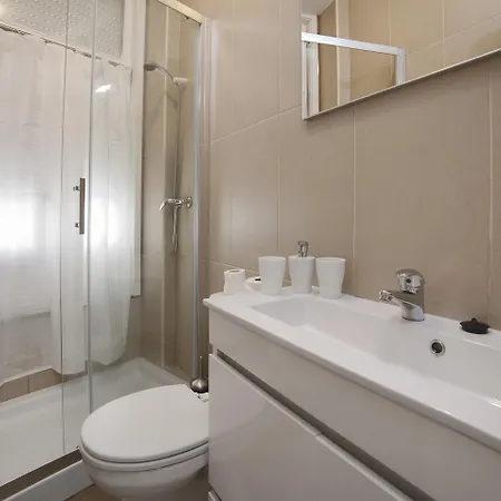 Youropo - Capela Appartement *